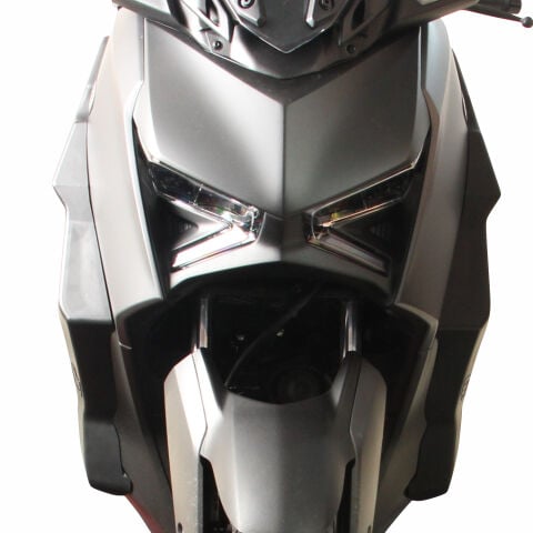 GP Kompozit Yamaha XMAX 250 2024-2026 Uyumlu Bacak Koruma Siyah