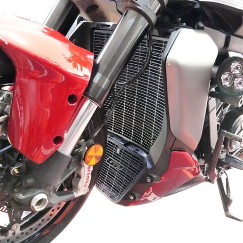 GP Kompozit Ducati Diavel V4 2023-2026 Uyumlu Radyatör Koruma Siyah