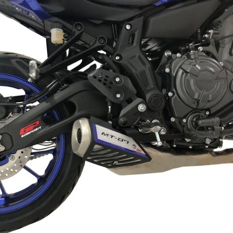 GP Kompozit Yamaha MT-07 2014-2021 Uyumlu Egzoz Koruma Kapağı Siyah