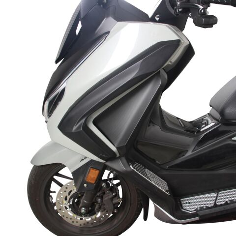 GP Kompozit Honda Forza 250 2023-2026 Uyumlu Üst Bacak Koruma Siyah