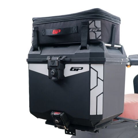 GP Kompozit Universal 33 lt Plastik ve Kumaş Motosiklet Çanta Seti Siyah