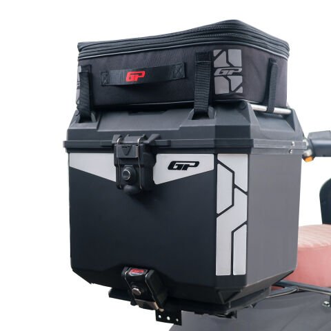 GP Kompozit Universal 33 lt Plastik ve Kumaş Motosiklet Çanta Seti Siyah