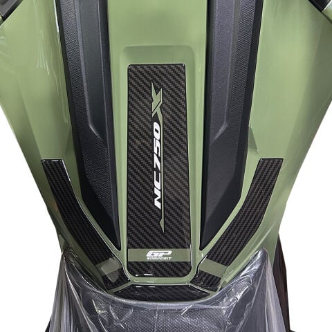 GP Kompozit Honda NC 750 X 2025-2026 Uyumlu Tank Pad Karbon-Yeşil