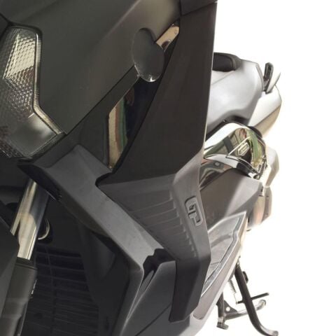 GP Kompozit Yamaha XMAX 250 / 400 2014-2017 Uyumlu Bacak ve Grenaj Koruma Seti Siyah