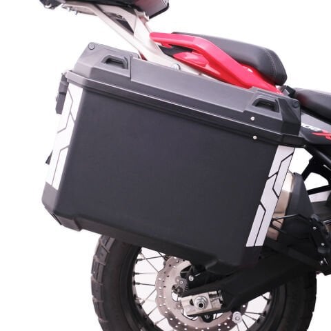 GP Kompozit Universal 26 lt x 2 Plastik Motosiklet Yan Çanta Seti Siyah