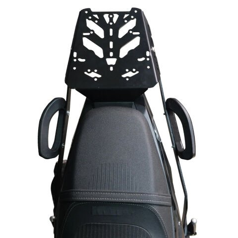 GP Kompozit Peugeot PM-02 2024-2025 Uyumlu Arka Çanta Demiri Siyah