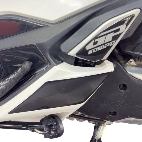 GP Kompozit Honda PCX 125 2021-2024 Uyumlu Artçı Ayak Pad Siyah