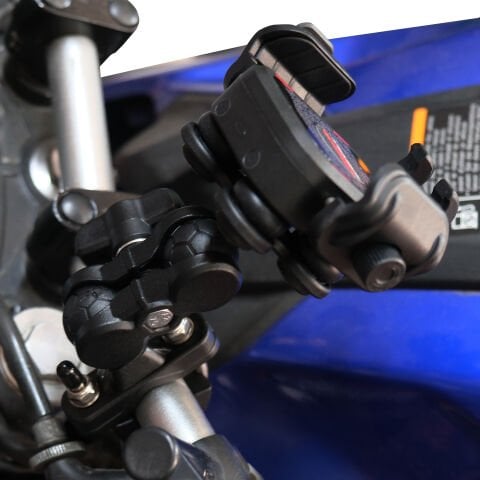 GP Kompozit TTR16 Universal Gidon Bağlantılı Titreşim Modüllü Telefon Tutucu Siyah