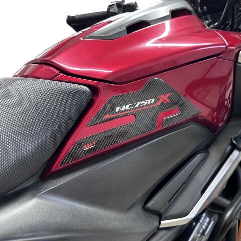 GP Kompozit Honda NC 750 X 2016-2020 Uyumlu Yan Pad Karbon