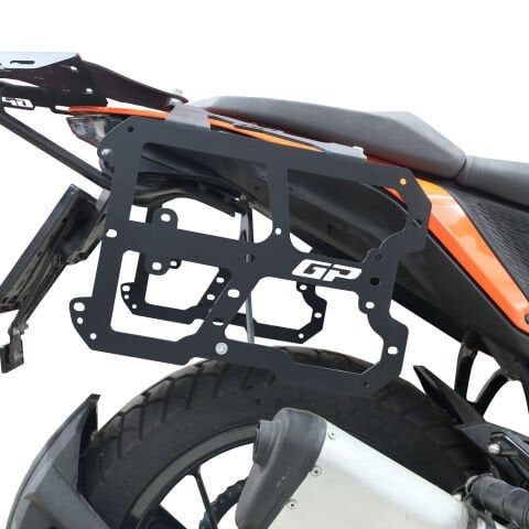 GP Kompozit KTM 250 / 390 Adventure 2020-2024 Uyumlu Yan Çanta Demiri Siyah