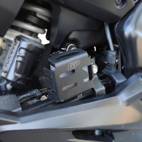 GP Kompozit Bajaj Dominar 250 / 400 2017-2024 Uyumlu Fren Rezervuarı Koruma Kapağı Siyah