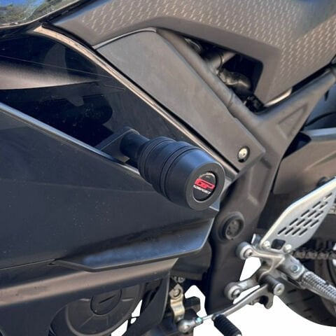 GP Kompozit Yamaha R25 2019-2024 Uyumlu Motor Koruma Takozu Siyah