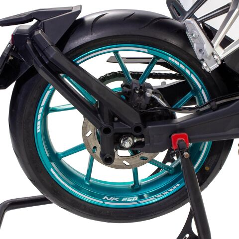 GP Kompozit CF Moto 250 NK 2018-2026 Uyumlu Jant Şeridi Reflektif Gri