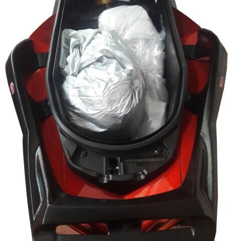 GP Kompozit Yamaha XMAX 250-400 2018-2025 Uyumlu Arka Çanta Demiri Siyah