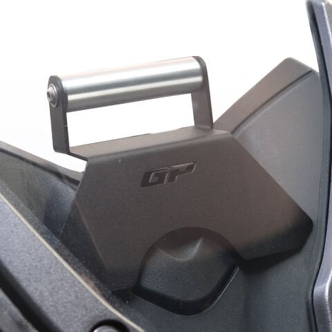 GP Kompozit Yamaha XMAX 250 / 400 2018-2022 Uyumlu Telefon / Navigasyon Tutucu Gri