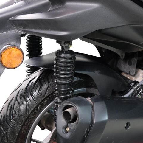 GP Kompozit Yamaha XMAX 125-250-300 2018-2022 Uyumlu Arka Çamurluk Siyah