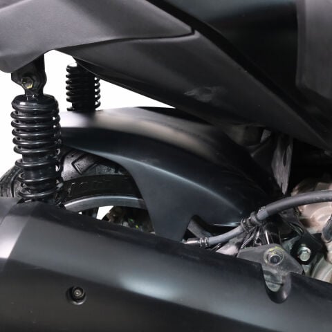 GP Kompozit Yamaha XMAX 125-250-300 2018-2022 Uyumlu Arka Çamurluk Siyah