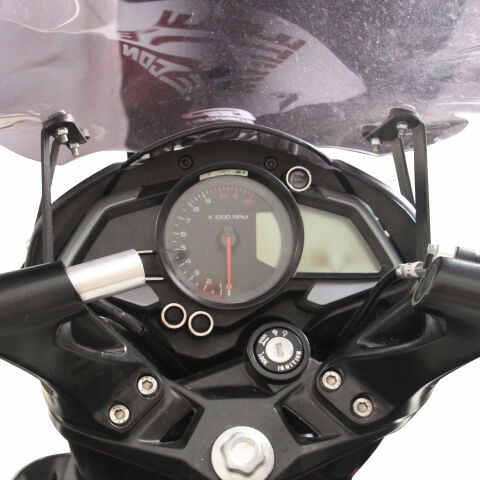 GP Kompozit Bajaj Pulsar NS 125 / NS 200 / RS 200 2011-2026 Uyumlu Telefon / Navigasyon Tutucu Gri