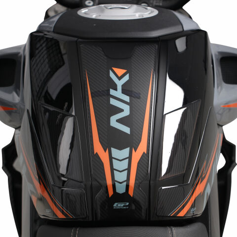 GP Kompozit CF Moto 250 NK 2023-2026 Uyumlu Tank Pad Seti Turuncu