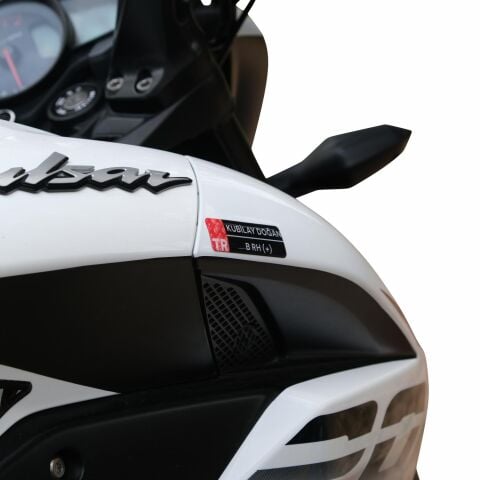 GP Kompozit Kişiye Özel İsim ve Kan Grubu Damla Sticker 6 Adet Siyah Beyaz