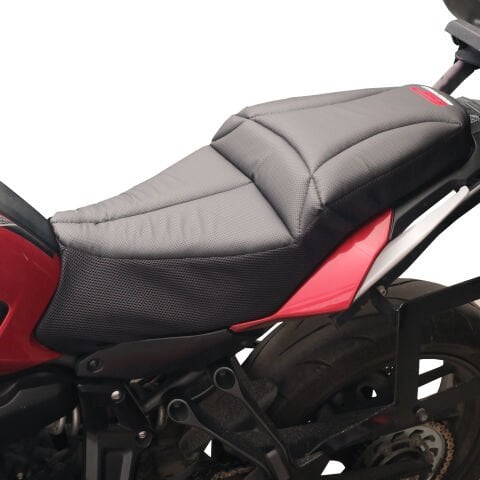 GP Kompozit Yamaha MT-07 Tracer 2016-2024 Uyumlu Fileli Motosiklet Konfor Sele Kılıfı Siyah