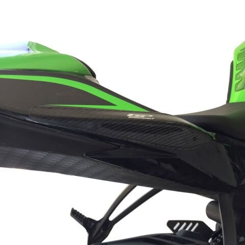 GP Kompozit Kawasaki ZX-6R 2009-2017 Uyumlu Kuyruk Koruma Karbon Fiber