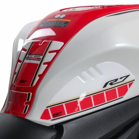 GP Kompozit Yamaha R7 2021–2024 Uyumlu Tank Pad Seti Karbon