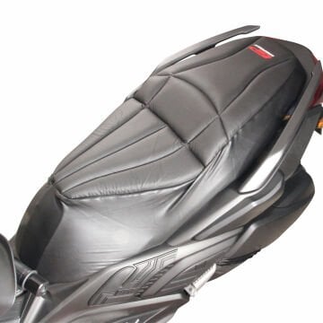 GP Kompozit Yamaha XMAX 250-400 2018-2024 Uyumlu Motosiklet Konfor Sele Kılıfı Siyah