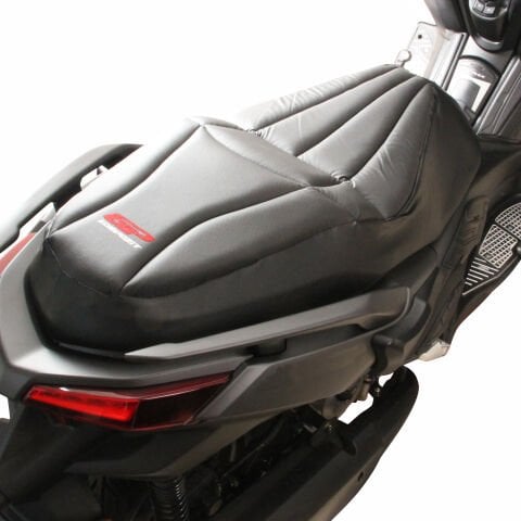 GP Kompozit Yamaha XMAX 250-400 2018-2026 Uyumlu Motosiklet Konfor Sele Kılıfı Siyah